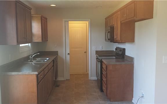 4th image of 4617 Wachovia Way