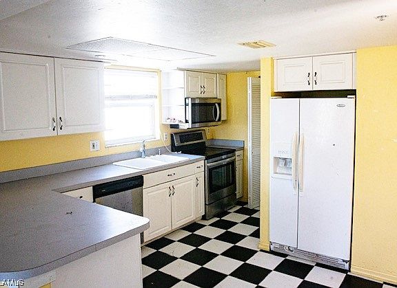 3rd image of 921 North St