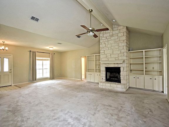 5th image of 502 Greenwood Dr