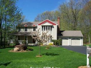 54 Carriage Dr, Farmington, CT 06032