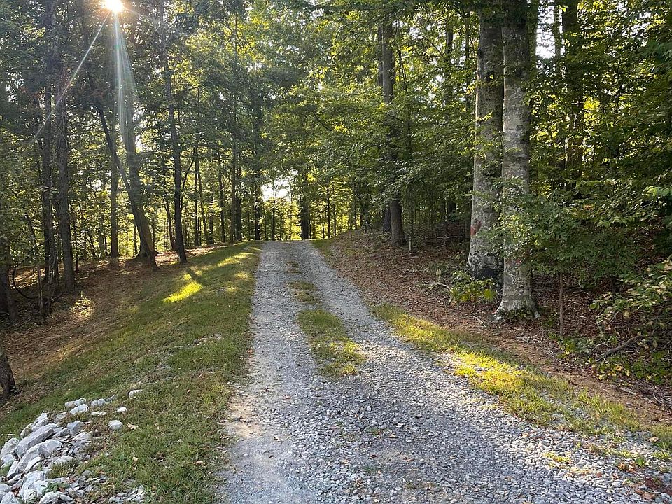 10th image of 450 County Road 28