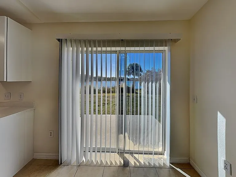 374 Willow Song Ct — Photo 12