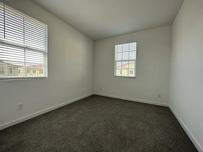 5301 E Commerce Way #53101 — Photo 28