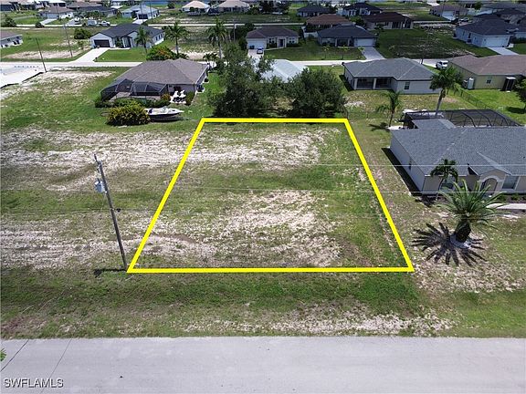 4th image of 4409 NW 32nd St
