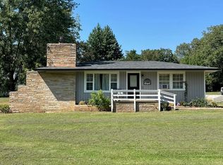 1593 Highway 16 E, Clinton, AR 72031