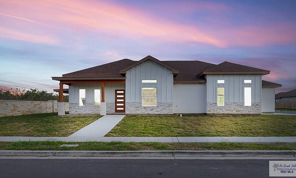 1st image of 1272 Bridle Way
