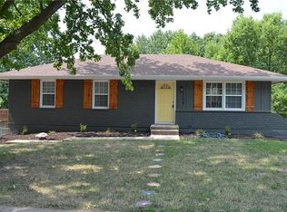 7708 NW Milrey Dr, Kansas City, MO 64152
