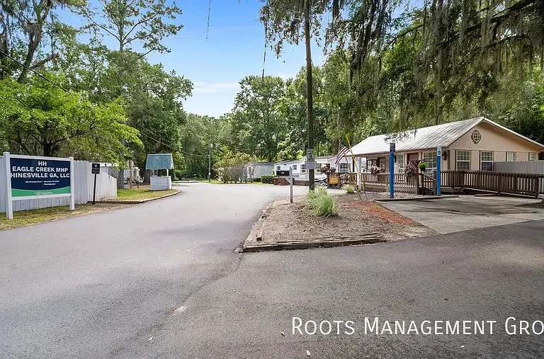 300 Brantley Dr #32 — Photo 23