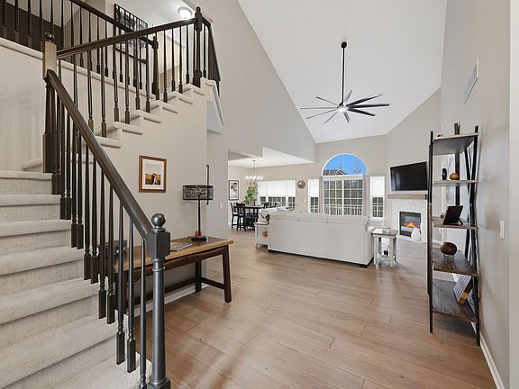2nd image of 2747 Castlemartin Ct
