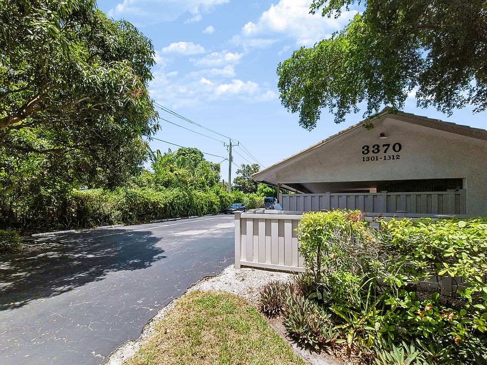 1st image of 3370 10th St N APT 1304