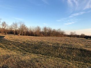 2664 Fox Run, Trenton, IL 62293