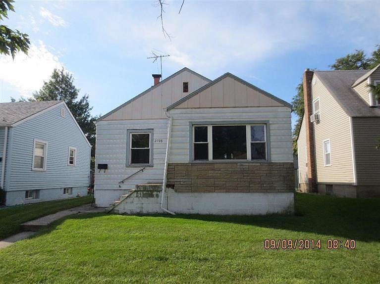 1st image of 2708 Kenwood St