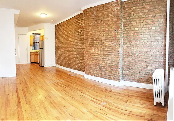 Rented by Bruma Realty LLC | media 26