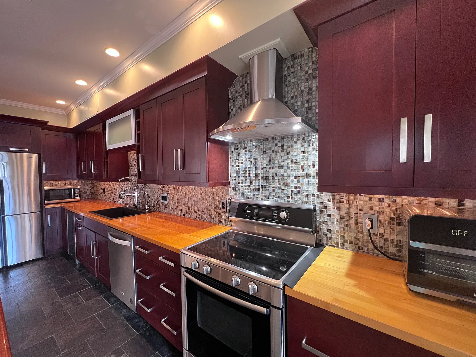 2 bed, 1.5 bath, 1195 sqft, $3,400 — Photo 1