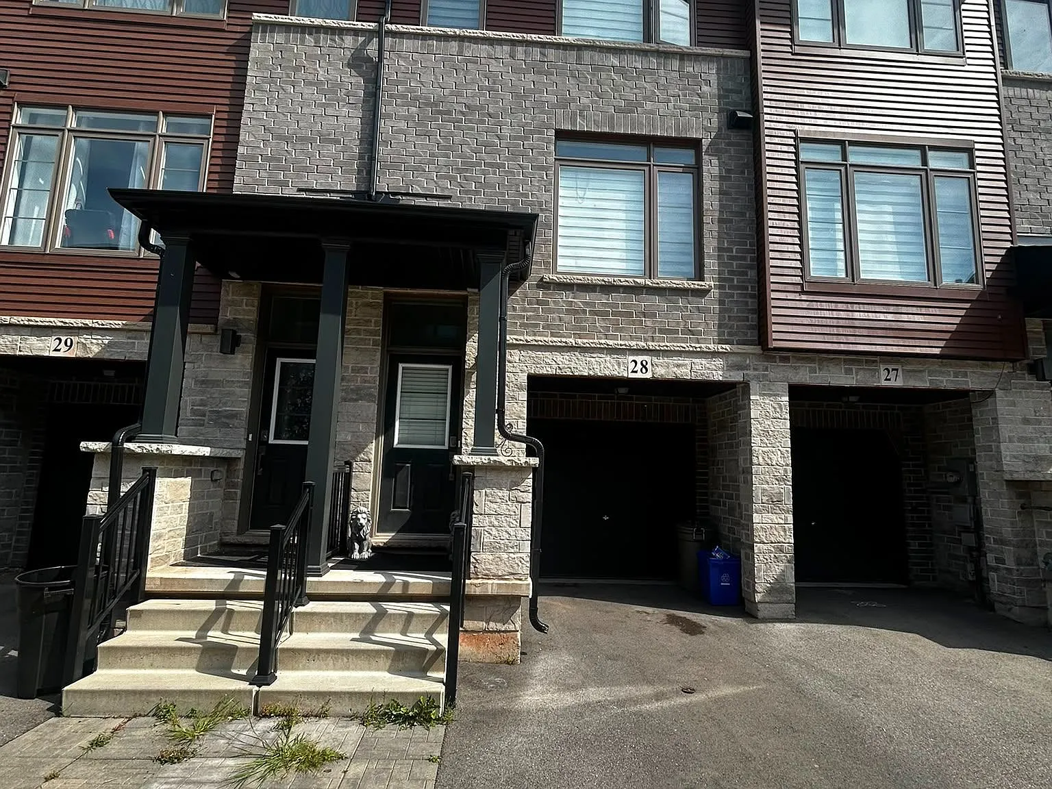 3 bed, $2,600 — Photo 2