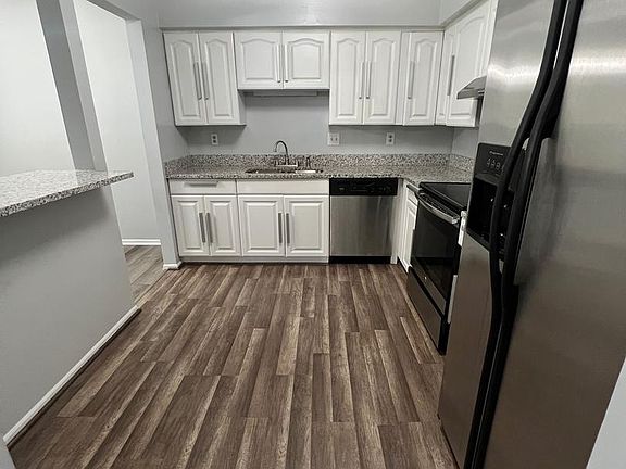 2nd image of 2864 Madeira Ct #19
