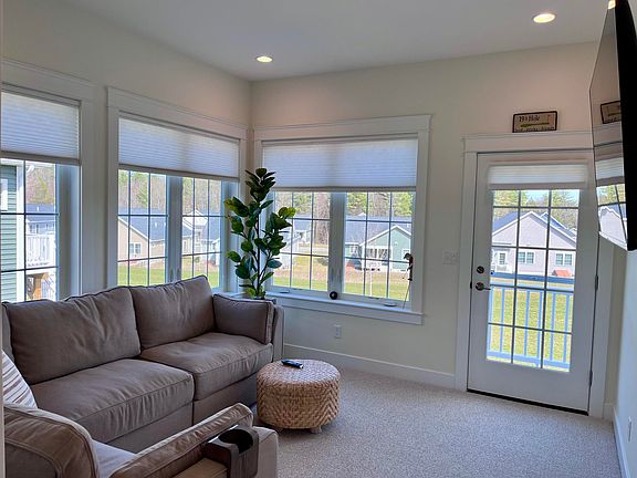 3rd image of 20 Huckleberry Avenue #58