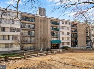 1804 Metzerott Rd APT 106, Adelphi, MD 20783