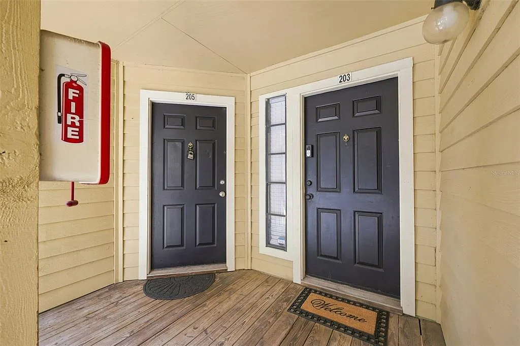 1 bed, 1.0 bath, 684 sqft, $2,200 — Photo 3