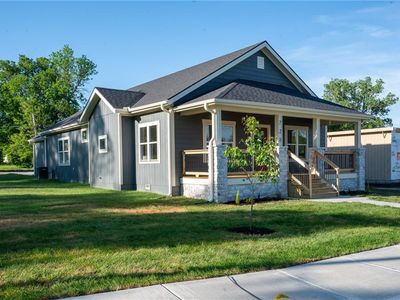 720 Chestnut Ave, Osawatomie, KS, 66064
