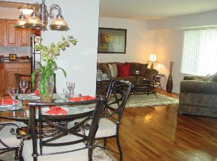 1 Garden Pl #3-04, Spring Lake, NJ 07762
