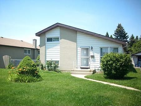 1st image of 208 44th Ave