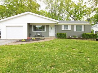 800 Mayer Dr, Saint Charles, MO 63301