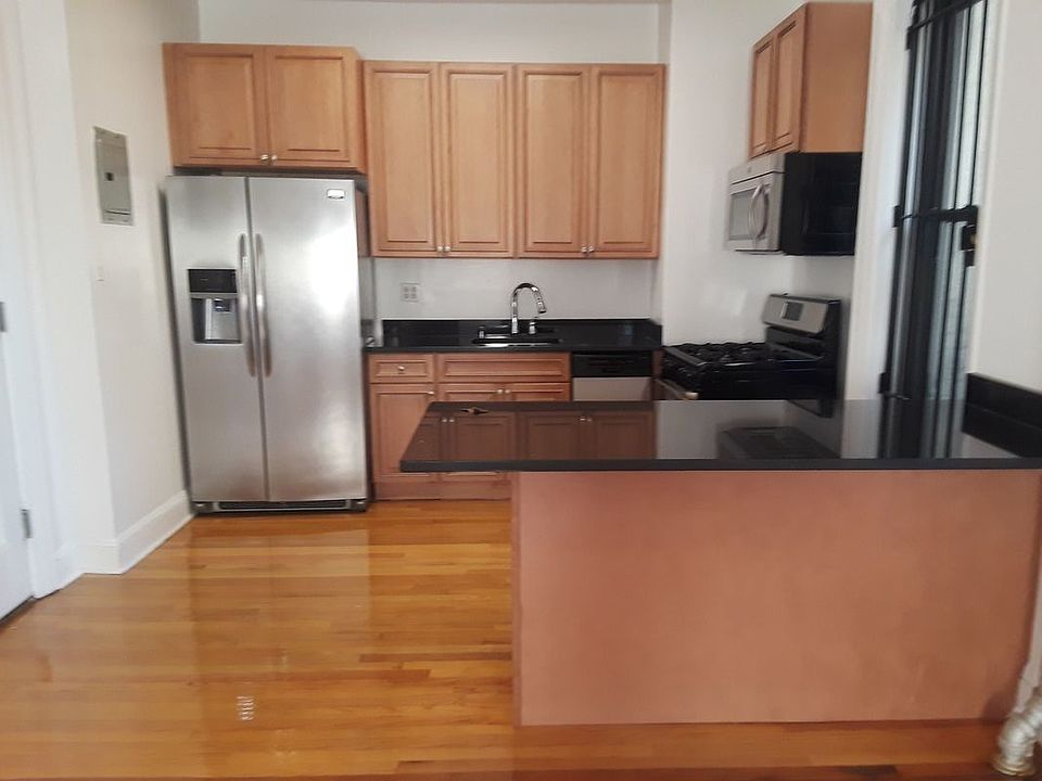 1st image of 530 2nd St #2B