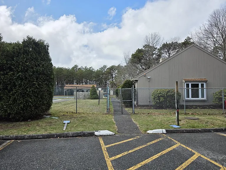 481 Buck Island Rd #3C — Photo 12