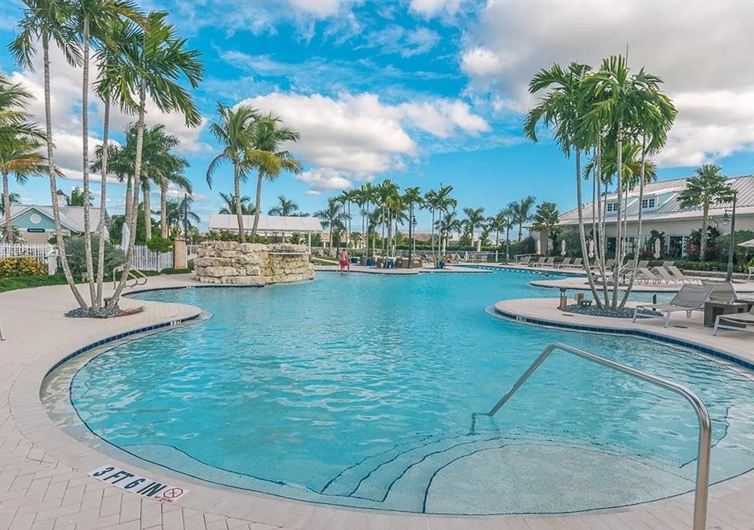 Naples Reserve Available ** Egret Landing - Naples Reserve ** No Annual Leases ** Small\Medium Do... — Photo 4