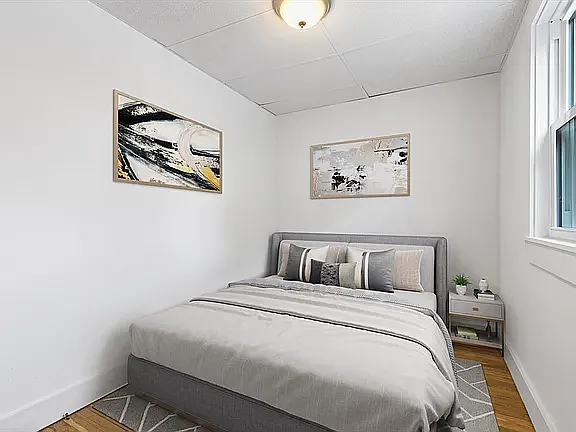 1 bed, $1,300 — Photo 3