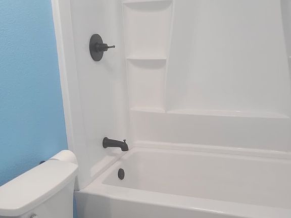 2nd image of 2651 N Arrowhead Ave #1
