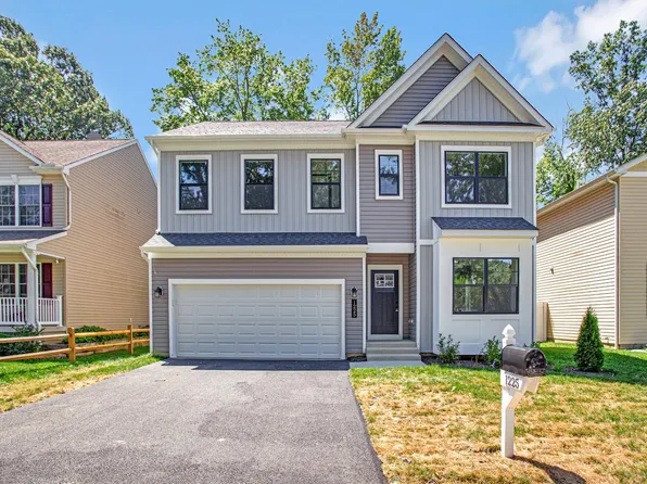 1225 Juniper St, Shady Side, MD 20764