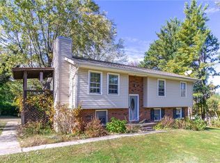 105 Busbee View Ln, Asheville, NC 28803