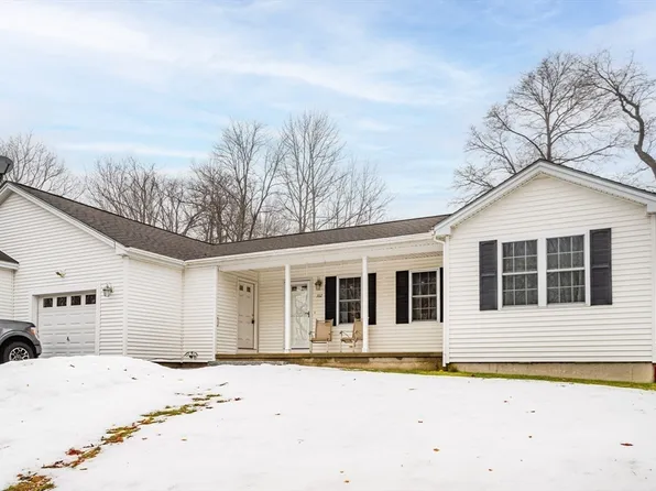 102 Cleveland St #102, Gardner, MA 01440