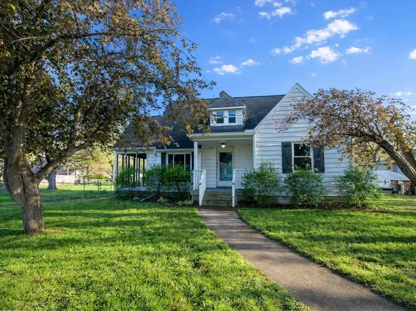 1423 S Strong Ave, Elkhart, IN 46514