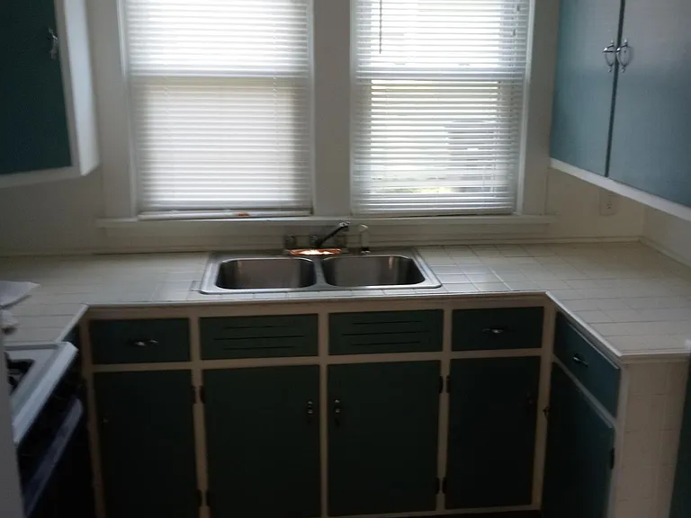 The kitchen. Charming and efficient.