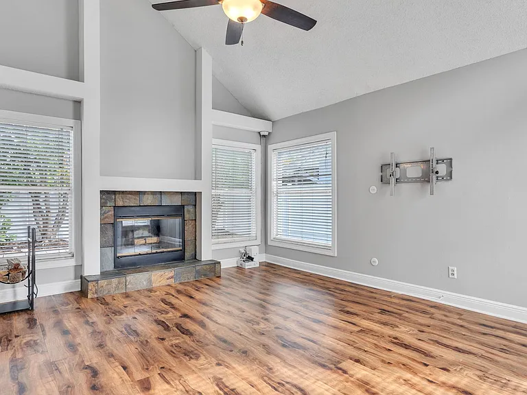 11804 Branch Mooring Dr — Photo 8