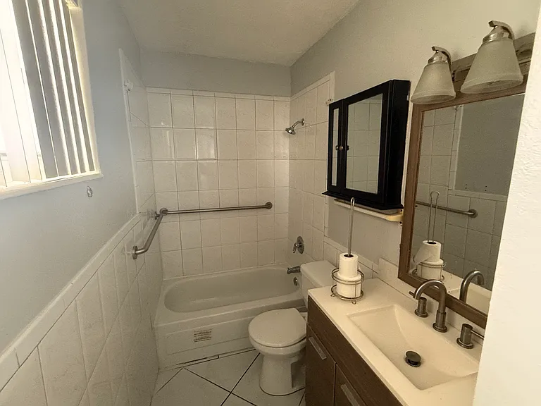 8350 NW 26th Pl — Photo 7