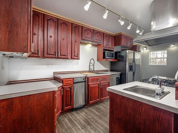 3rd image of 6650 E Wolf Lake Dr