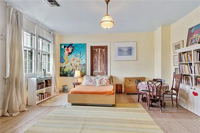 2 bed, 1.0 bath, 1650 sqft, $2,500 — Photo 2