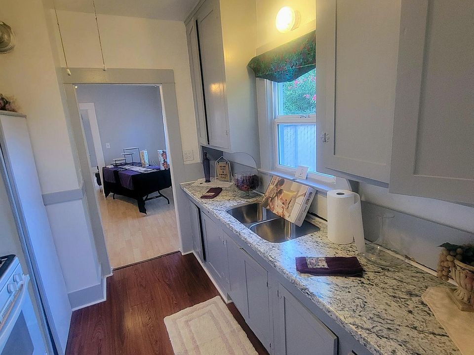 1st image of 319 N Grant St