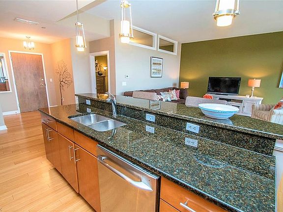 5th image of 1403 Copper Trce APT 303