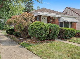 2957 Fort Park Blvd, Lincoln Park, MI 48146