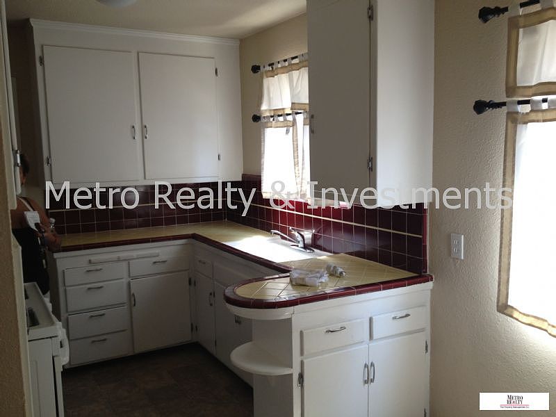 1st image of 22766 Templeton St