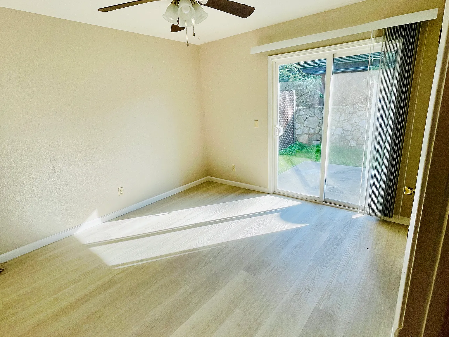 1 bed, 645 sqft, $1,145 — Photo 4