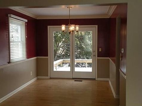 3rd image of 1016 Gainsborough Dr