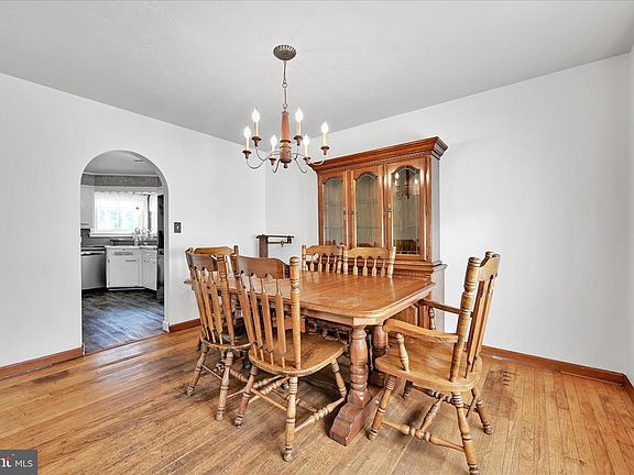 5th image of 107 Moonshine Rd