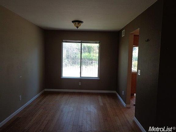 5th image of 8351 Soucran Ct