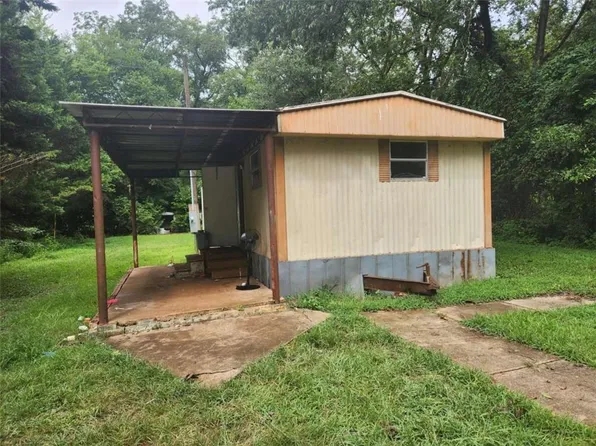 2088 Wiley St, Thomaston, GA 30286